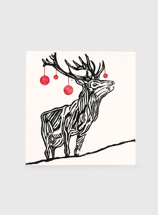 Karte "Hirsch mit Weihnachtskugeln"